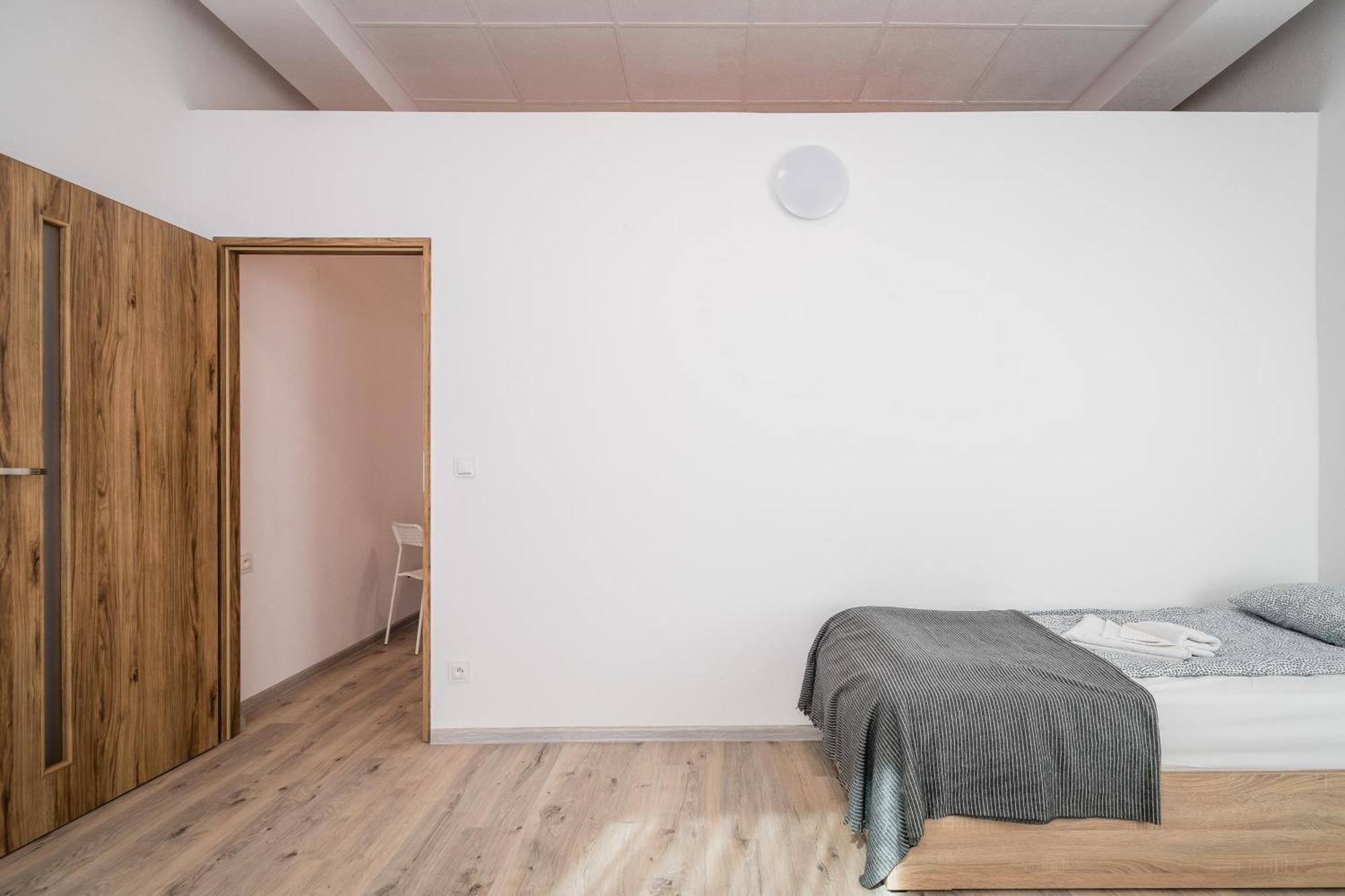 Jm Rooms Lubicz II Kraków Exteriör bild